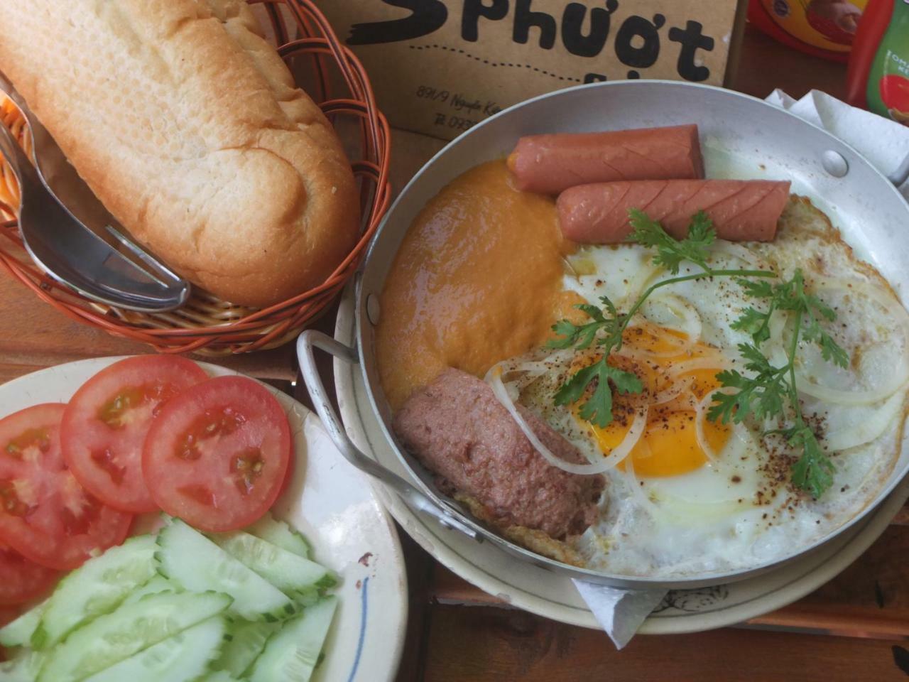 S Phuot Ban Me Homestay Buon Ma Thuot Eksteriør bilde